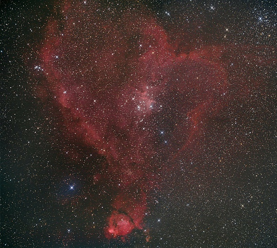 Прикрепленное изображение: heart_nebulae_pano_wdr1.jpg