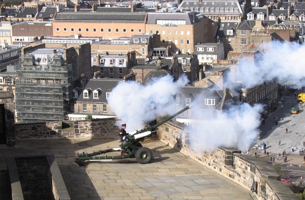 Прикрепленное изображение: 001-42-Edinburgh-Castle.jpg