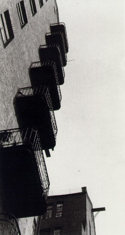 Прикрепленное изображение: rodchenko_balconies_1925.jpg