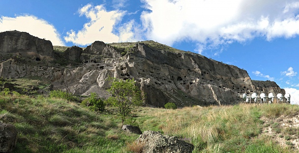 Прикрепленное изображение: Vardzia-02.JPG