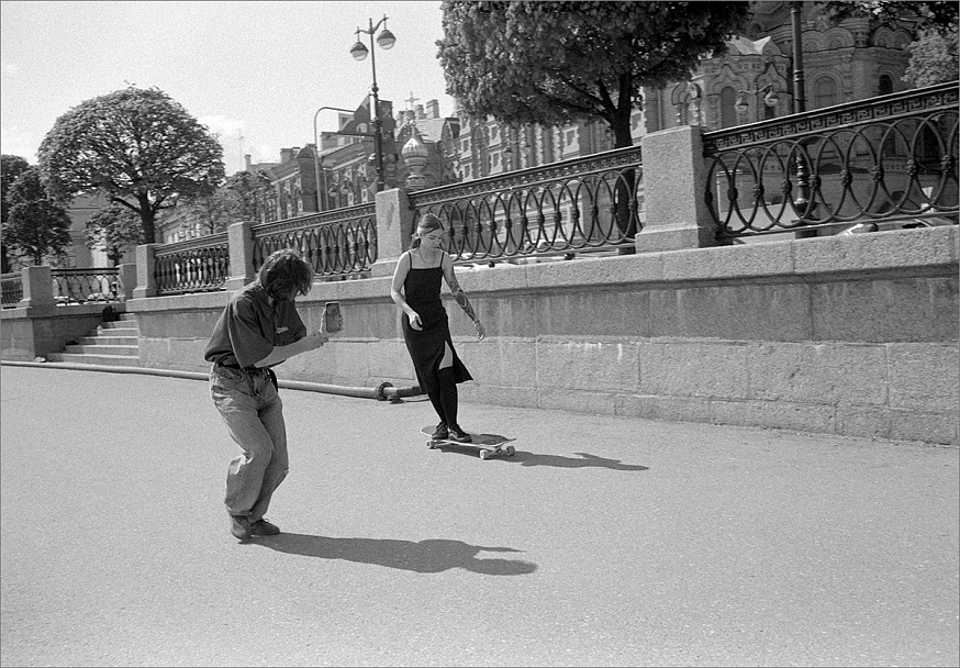 Прикрепленное изображение: knn_YashicaElectro35CC_YashinonDX35mm1.8-03(4)_Ilford Pan 100(2023)(1)_1200.jpg