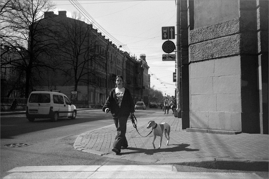 Прикрепленное изображение: knn_YashicaElectro35CC-2_YashinonDX35mm1.8(2024)(6)_Mikrat-200(03.1969,iso12)_D-23stok8m20C(1)_1200.jpg