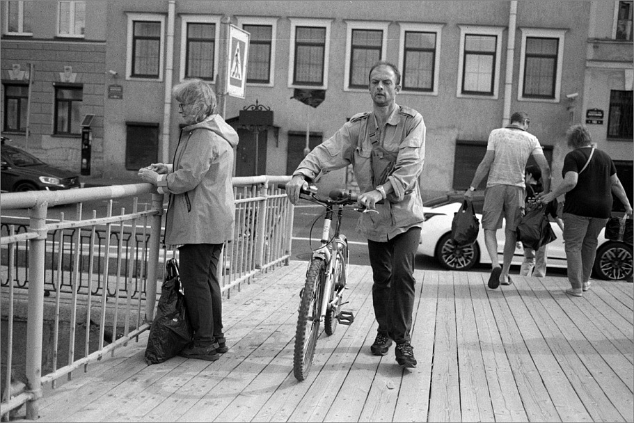 Прикрепленное изображение: knn_Canon EOS 300_2024(20)_Canon EF 40mm2.8STM_МАФ_Свема КН-2 (02.1975, как iso25)_Compard R09 1-50_20C_15минут(10)_1200.jpg