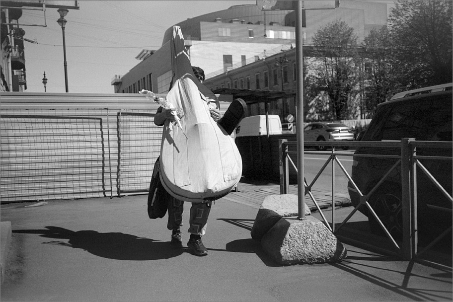 Прикрепленное изображение: knn_YashicaElectro35CC-2_YashinonDX35mm1.8(2024)(8)_Mikrat-200(03.1969,iso12)_D-23stok8m20C(1)_1200.jpg