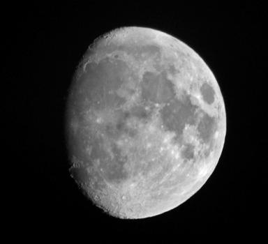Прикрепленное изображение: Луна2.jpg