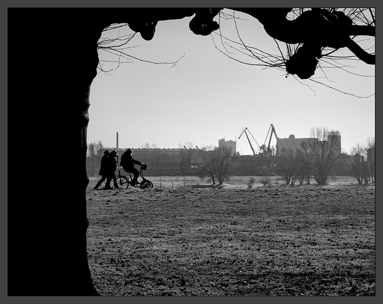 Прикрепленное изображение: people05a.jpg2.jpg