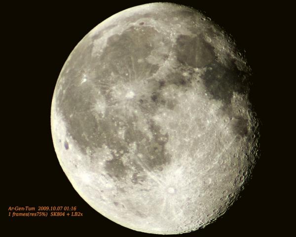 Прикрепленное изображение: Moon_res75_20091007.jpg